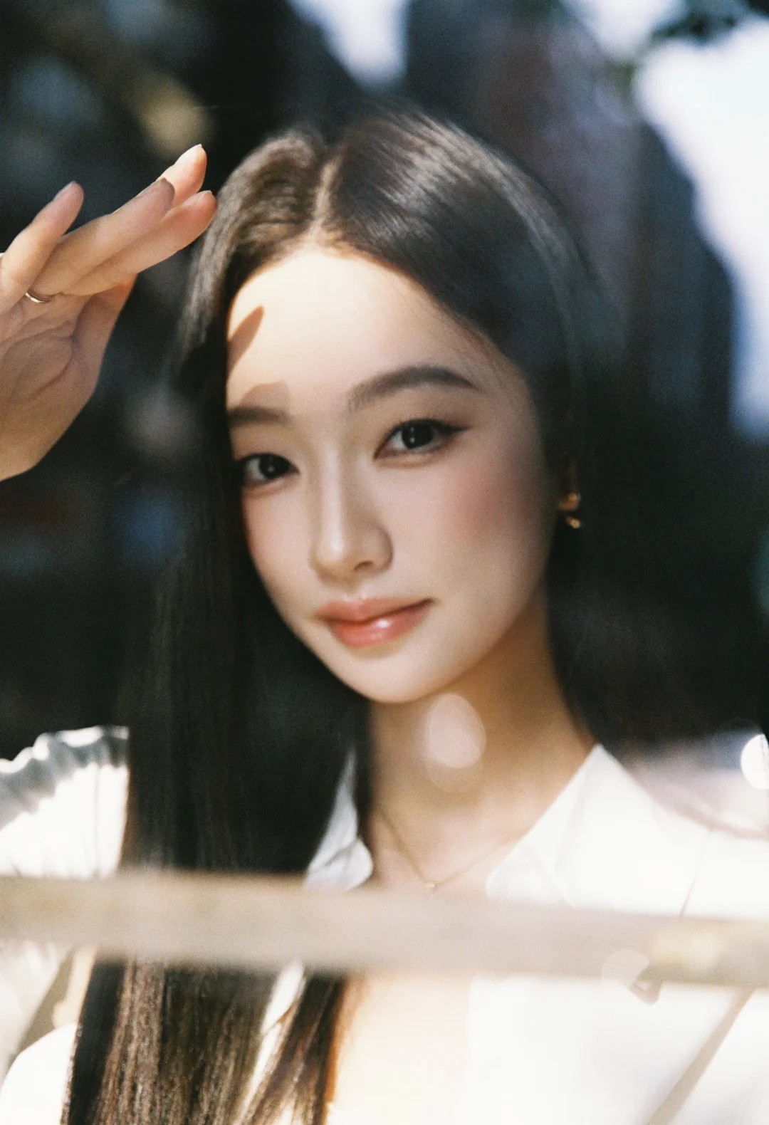 张浩昕在户外的胶片人像